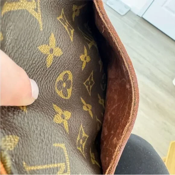 ✅AUTHENTIC✅LOUIS VUITTON DANUBE CROSSBODY BAG - Picture 15 of 16